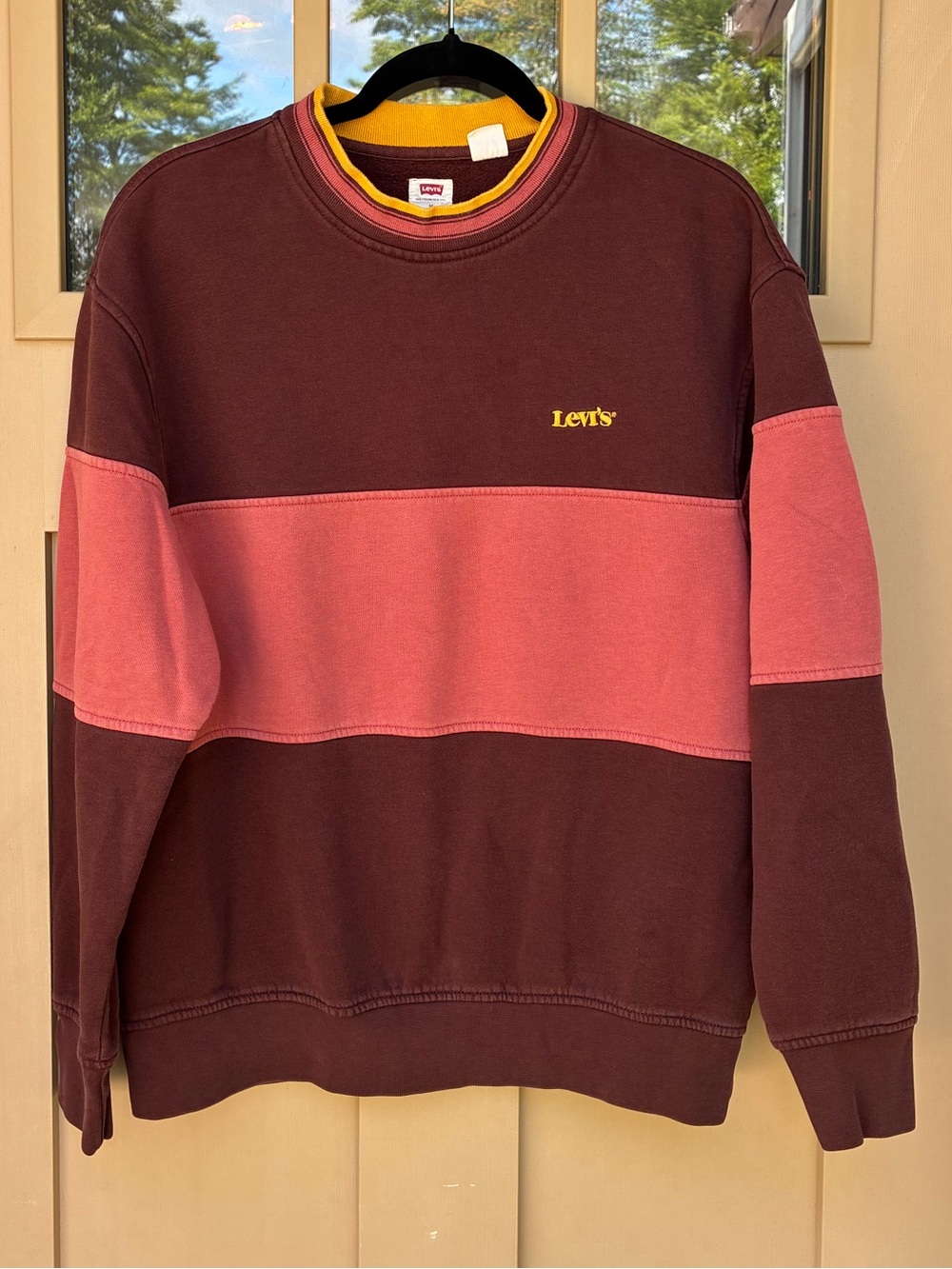 Levi's Sweatshirt Retro Maroon and Pink Crewneck Relaxed Men's Medium